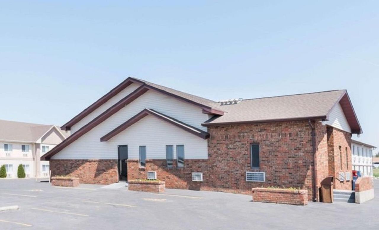 Glendive Lodge 外观 照片